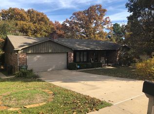 1974 N Austin Dr, Fayetteville, AR 72703