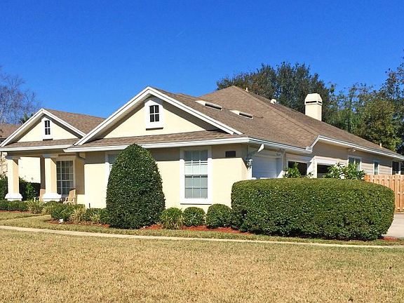 2nd image of 824 Watercress Ct