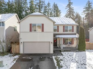 2218 SW Siskin Cir, Pt Orchard, WA 98367