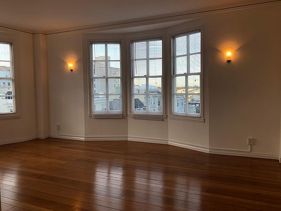 4th image of 2400 Buchanan St APT 302
