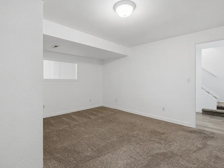 2479 Tulip St #B — Photo 14