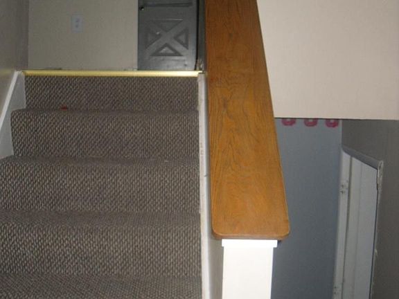 3rd image of 6806 Stockton Ln