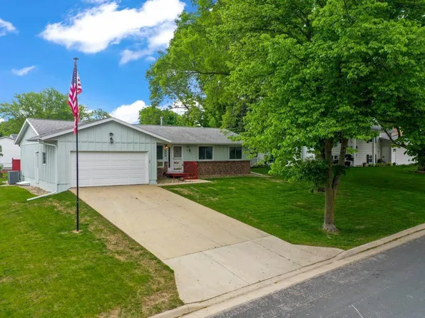 500 10th Ave NE, Stewartville, MN 55976