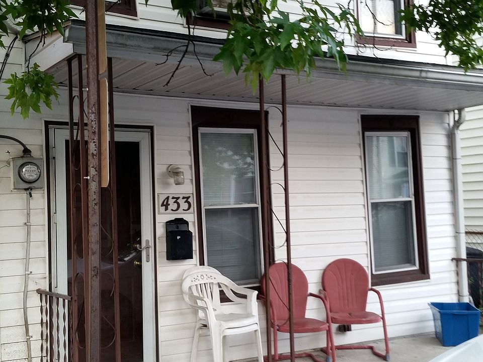 2nd image of 433 N West St
