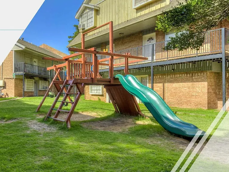 The Pines Apts — Photo 17