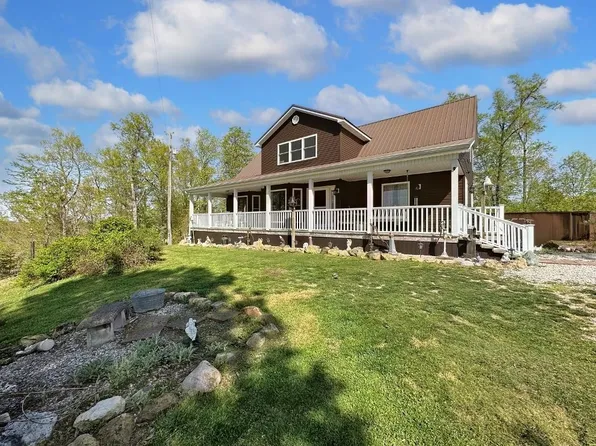 23 Webb Lake Dr, Grayson, KY 41143