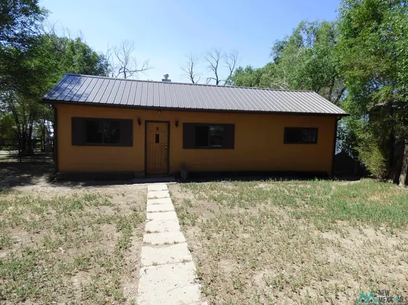 229 Ponil St, Raton, NM 87740