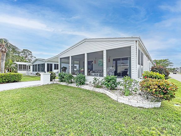 2nd image of 125 Arecibo Ct