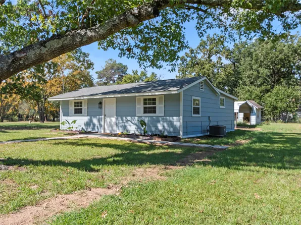 816 Bradleys Bnd, Tool, TX 75143