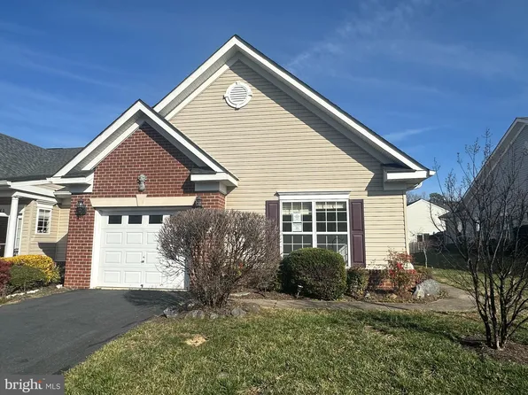 9519 Airdrie Ln, Fredericksburg, VA 22408