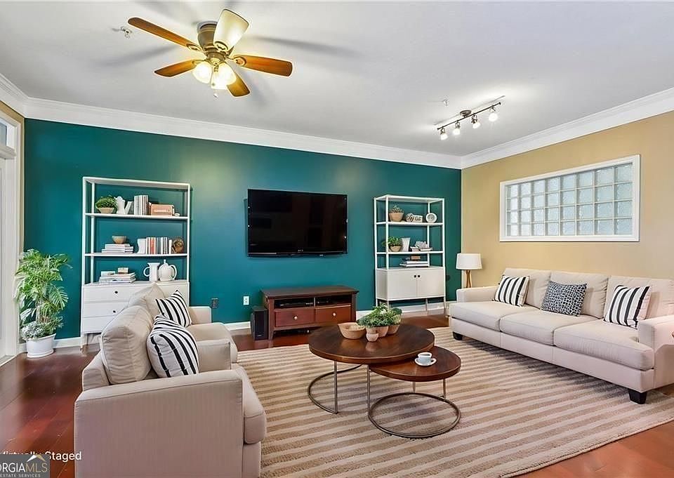 1st image of 400 17th St NW Unit 1233