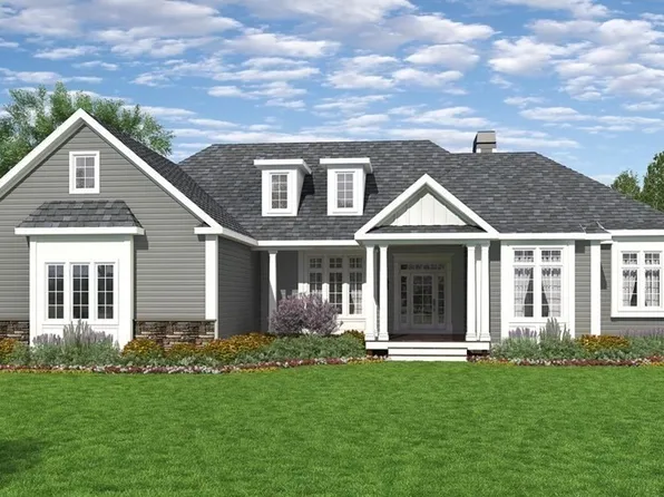43 Walker St, Seekonk, MA 02771