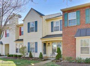 6-7 Stuart Dr, Freehold, NJ 07728