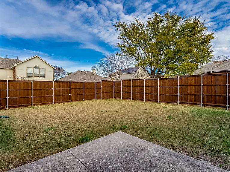 2429 Clear Field Dr — Photo 7