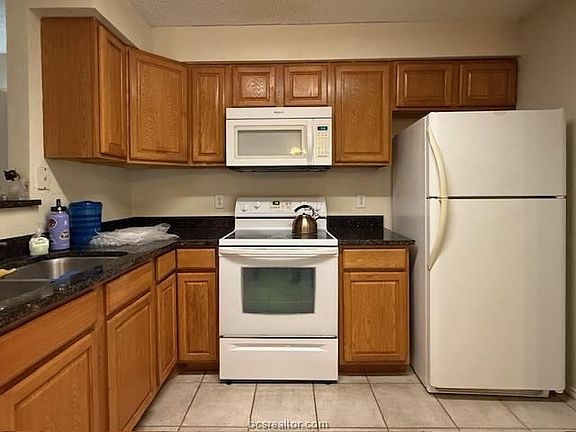 3rd image of 709 San Mario Ct APT A