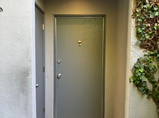 8911 Cynthia St APT 5, West Hollywood, CA 90069