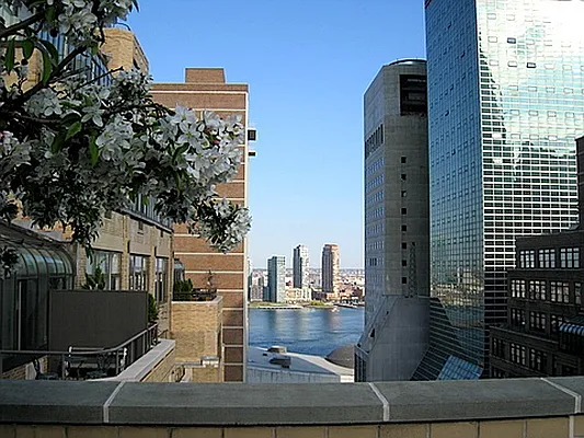 Sold by Nest Seekers International | media 7