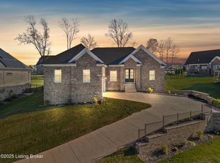 1630 Harmony Pointe Cir, Prospect, KY 40059