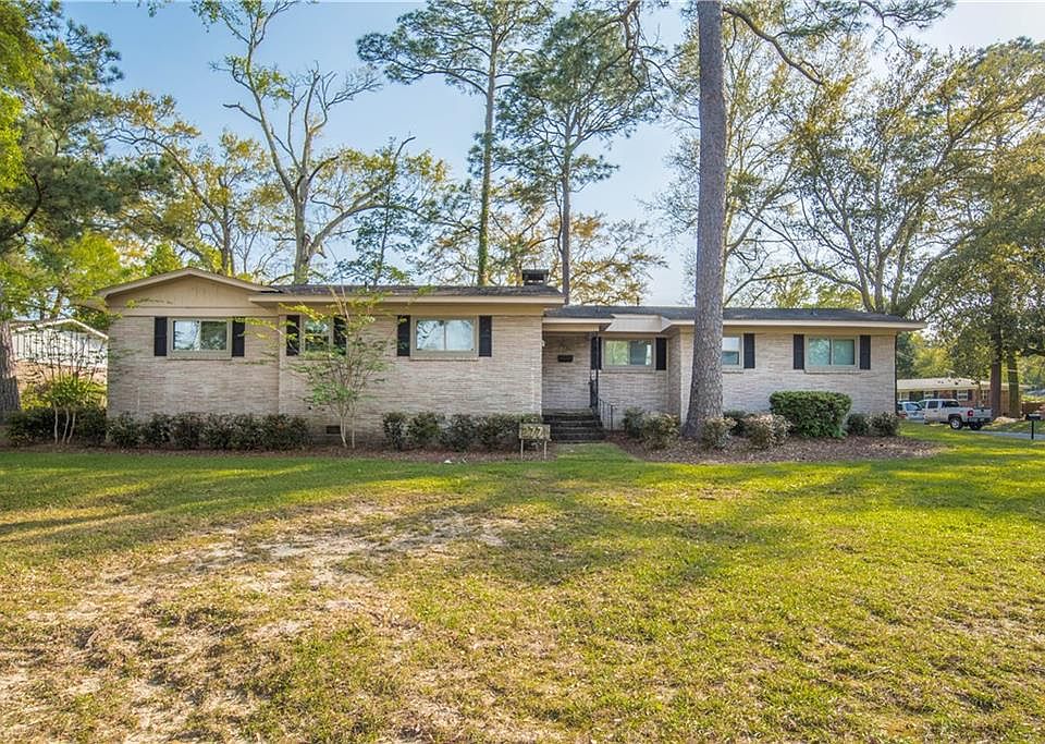 1st image of 2771 Brookwood Dr