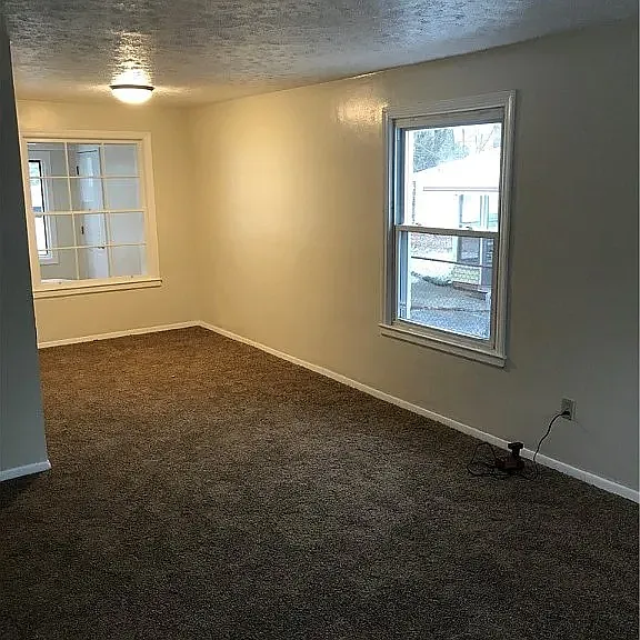 22010 S Lake Shore Blvd — Photo 10