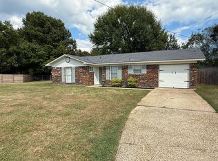 904 Beatrice Dr, Long Beach, MS 39560