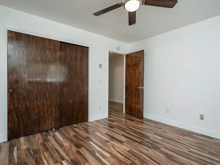 143 Elkwood Ave #B — Photo 11