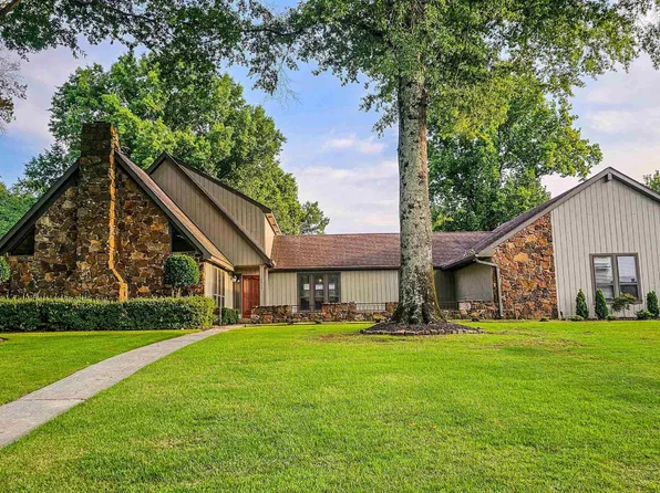 2455 Surreyhill Pl, Cordova, TN 38016
