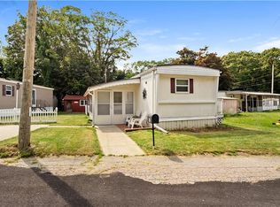 979-49 Toll Gate Rd, Warwick, RI 02886