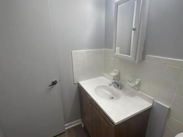 423 Briarwood Ave #10 — Photo 7