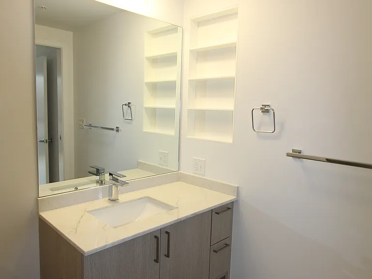 Camden Street Apartments — Photo 5