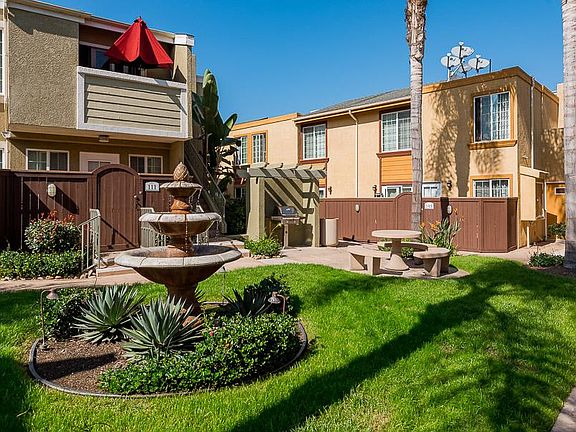 2nd image of 5252 Balboa Arms Dr Unit 121
