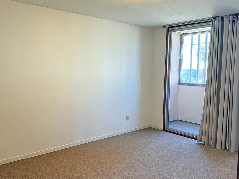 310 Hamilton St #1 — Photo 8