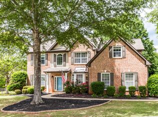 1073 Forest Creek Dr, Canton, GA 30115