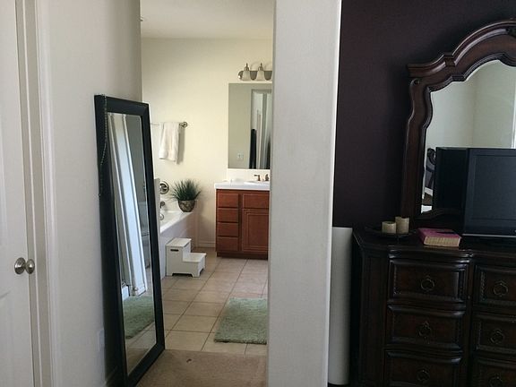 2nd image of 8264 Onyx St