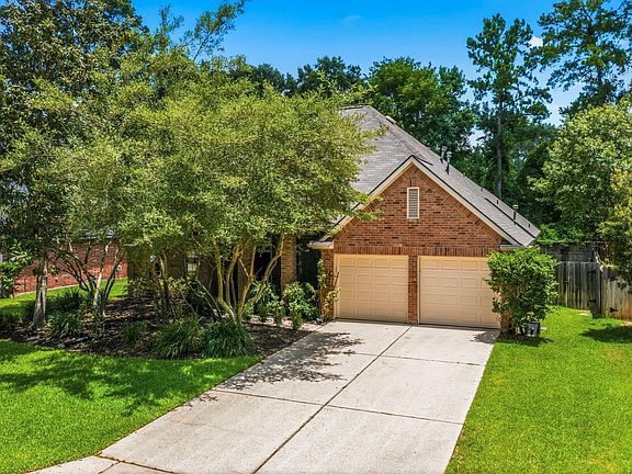 3rd image of 46 E Hobbit Glen Dr