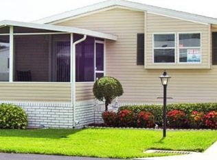 909 Sun Deck Way, Boynton Beach, FL 33436