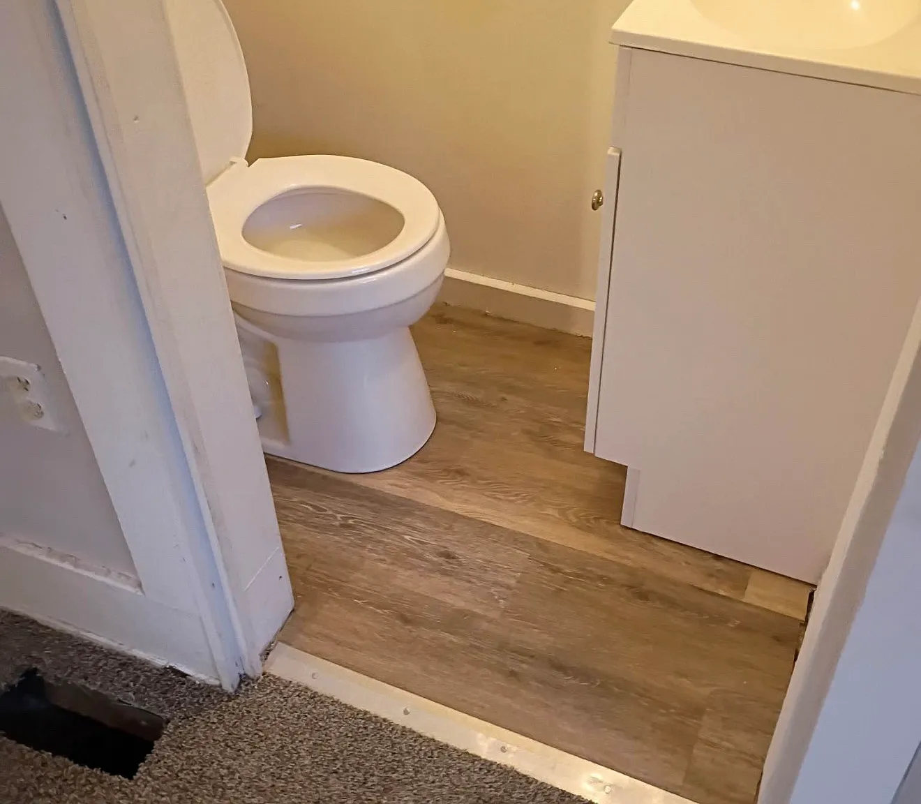 Studio, 600 sqft, $700 — Photo 2