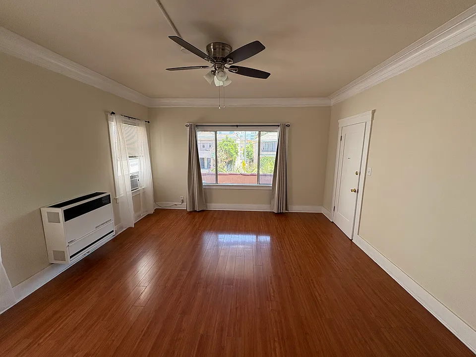 1635 N Alexandria Ave #5