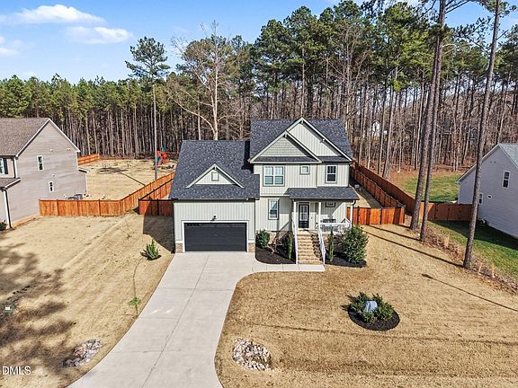 3rd image of 275 Sorrel Dr