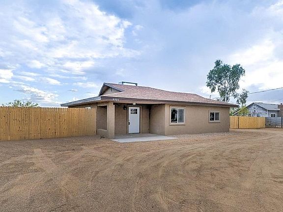 4th image of 9901 E Boulder Dr