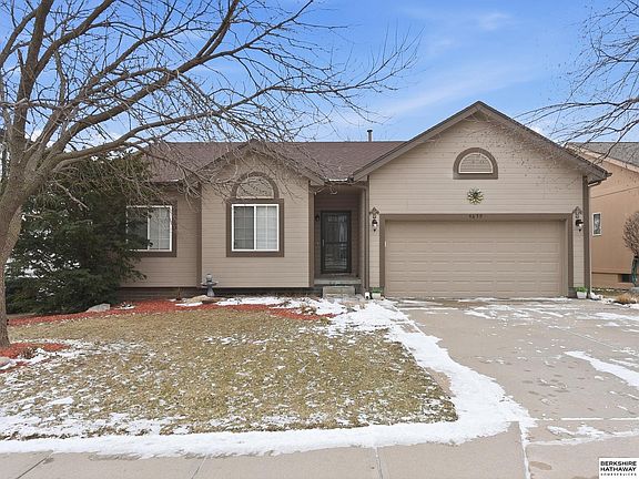 2nd image of 4659 N 149th St