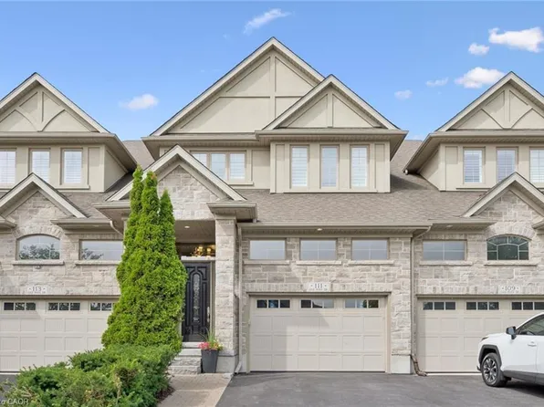 111 Oak Park Dr, Waterloo, ON N2K 0B3