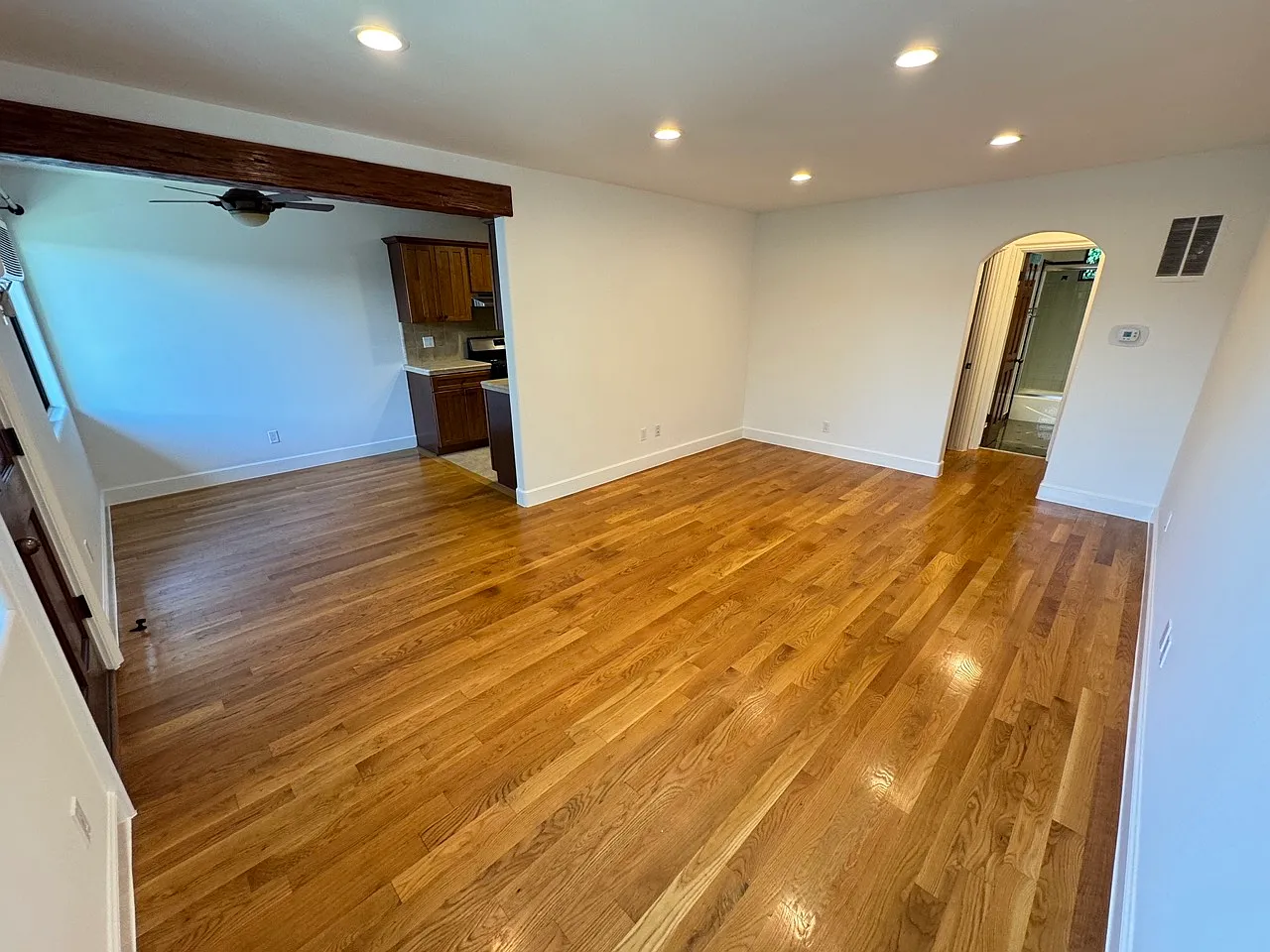 1 bed, 800 sqft, $2,395 — Photo 4
