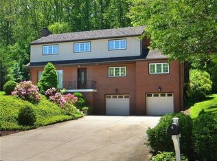 3328 Longbow Dr, Pittsburgh, PA 15235