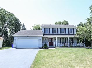 101 Friar Dr, Rochester, NY 14626