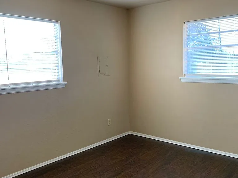 1001 SE Alta Ln — Photo 12