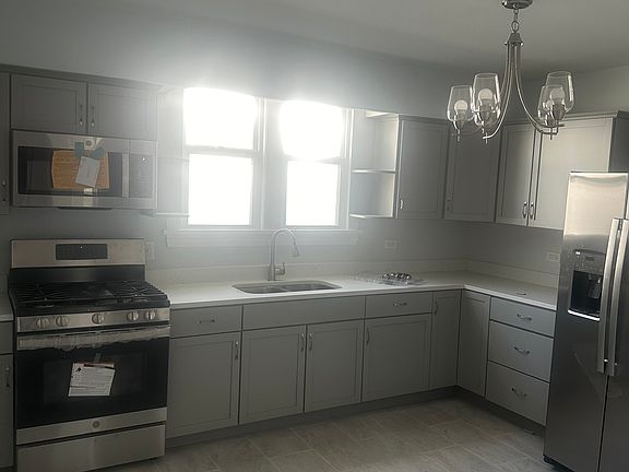 3rd image of 1108 Lincoln St #1