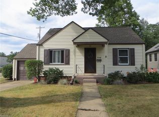 739 W Maple St, North Canton, OH 44720