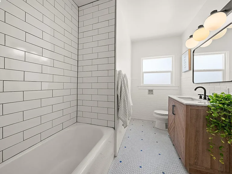 377 Kenilworth Ave — Photo 13