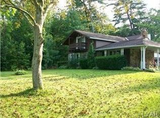 504 W Moorestown Rd, Nazareth, PA 18064